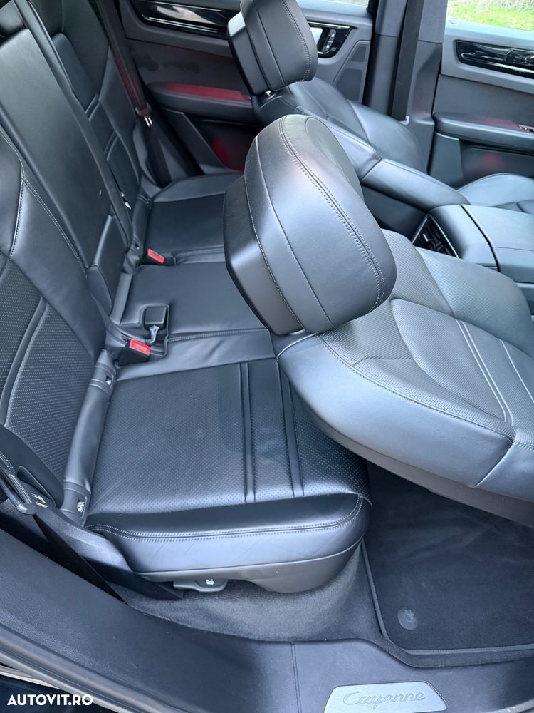 Porsche Cayenne E-Hybrid Tiptronic S - 25