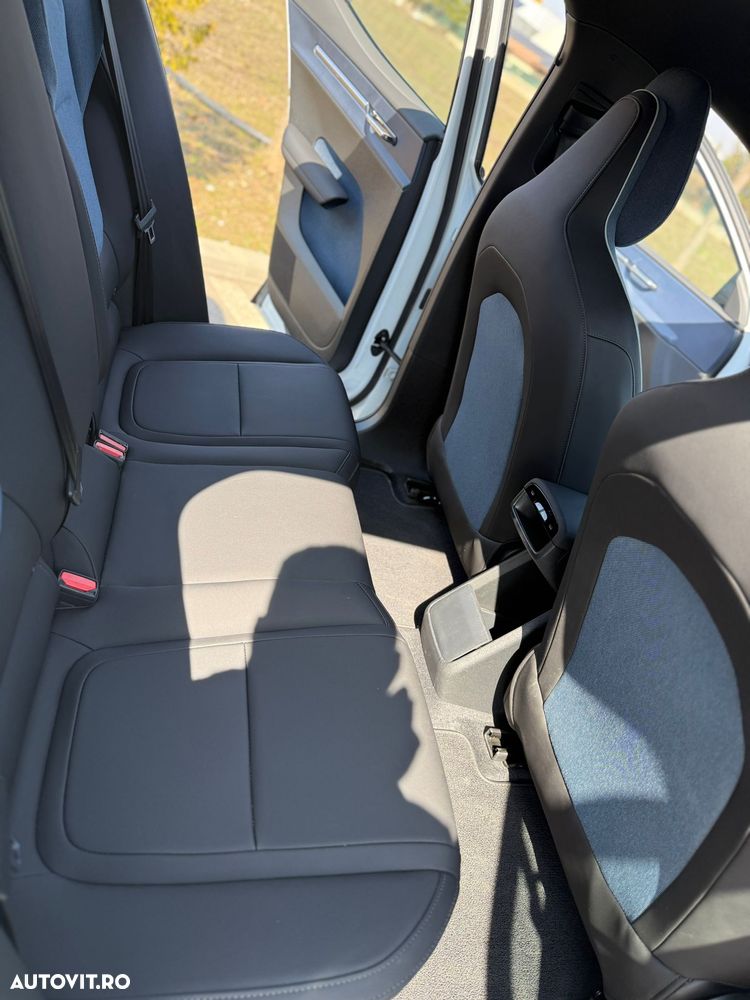 Volvo EX30 Single Motor RWD Plus - 10