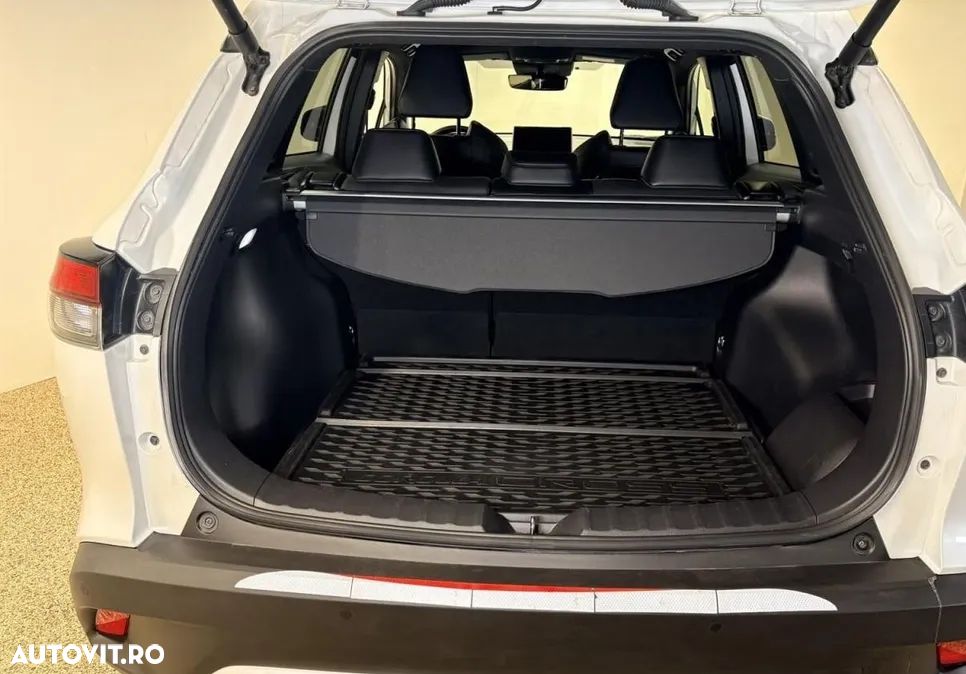 Toyota Corolla 2.0 HSD Exclusive Plus - 13