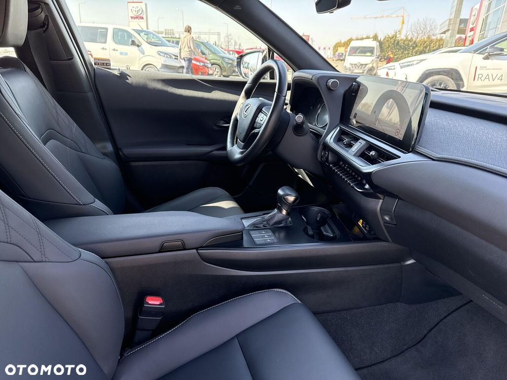 Lexus UX 250h GPF F Sport Design 2WD - 21