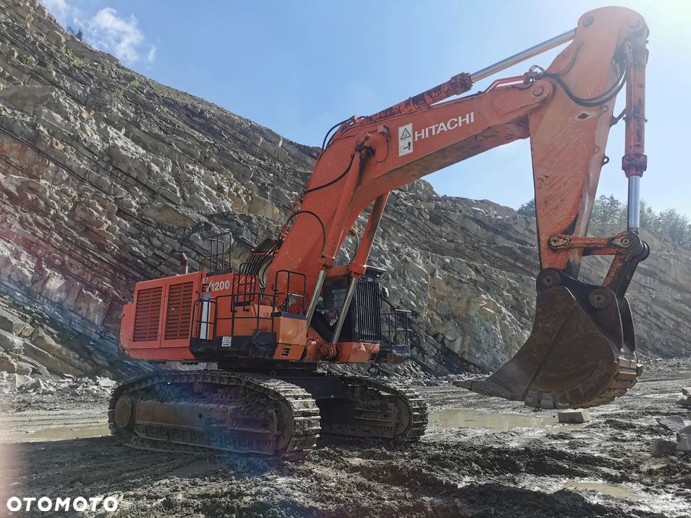 Hitachi ZX1200 - 33