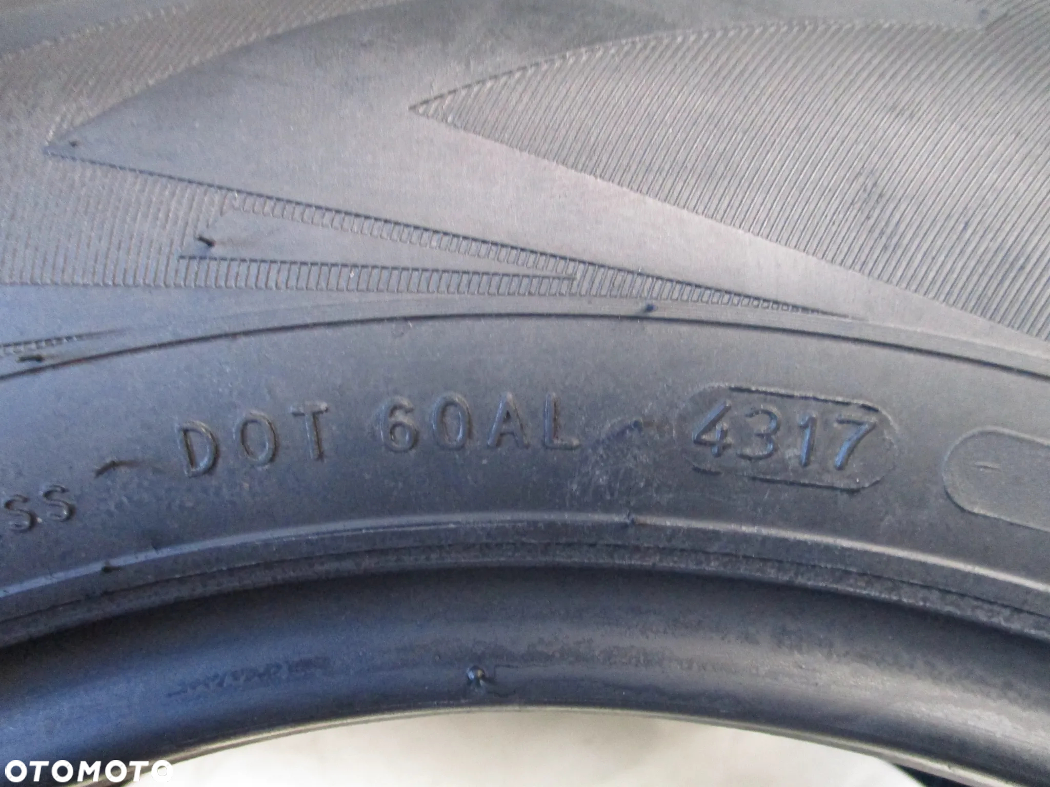 OPONY 215 60 16 99H XL NOKIAN - ZIMA - 6