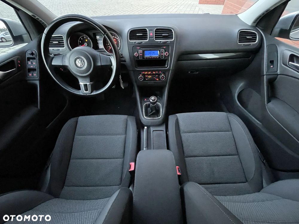 Volkswagen Golf 1.4 Comfortline - 26