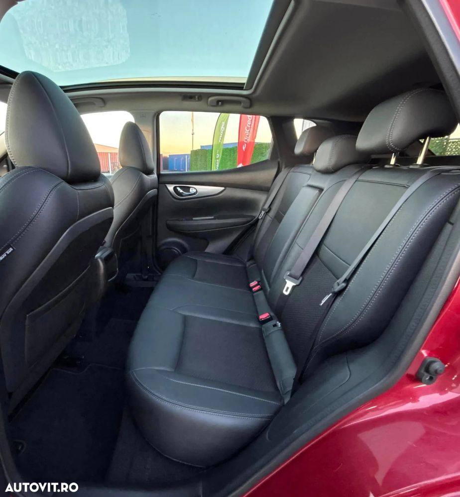 Nissan Qashqai 1.5 DCI Start/Stop Tekna - 17