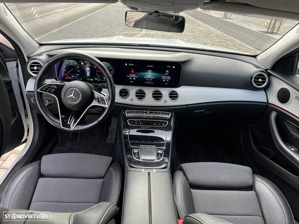 Mercedes-Benz E 300 de Exclusive Line 4Matic - 2
