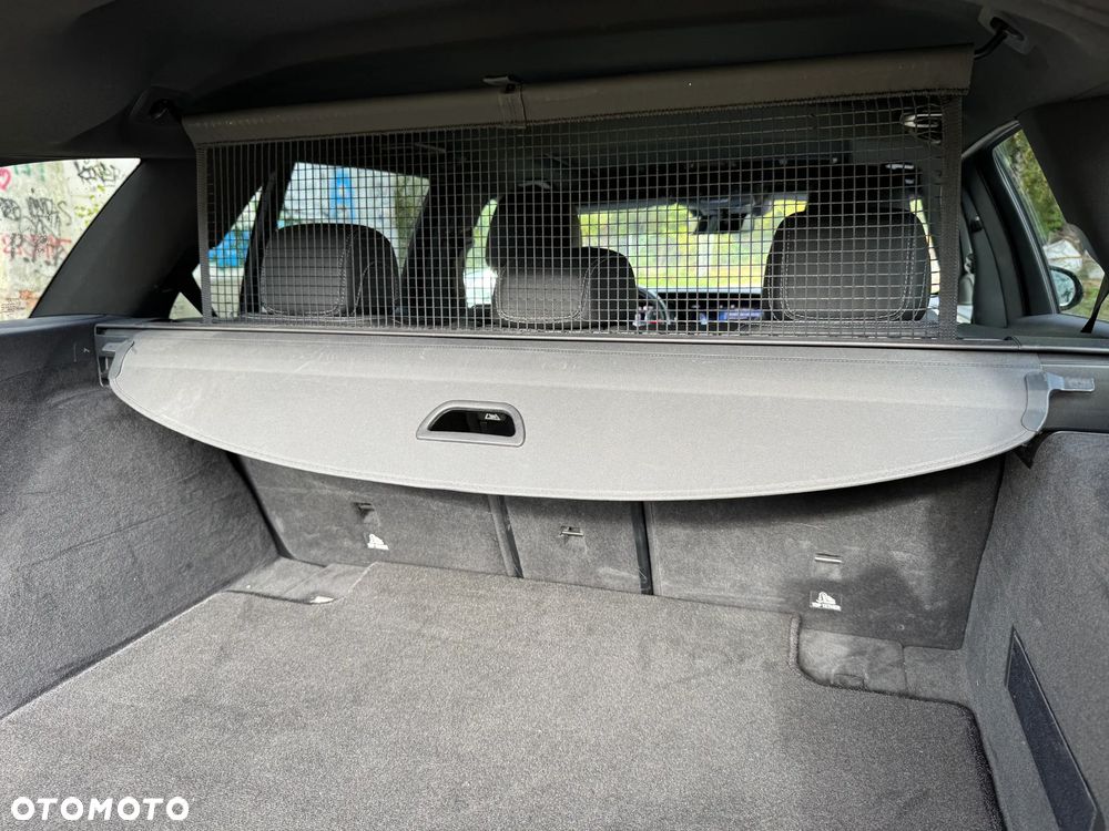 Mercedes-Benz Klasa E 220 d 4-Matic 9G-TRONIC - 10