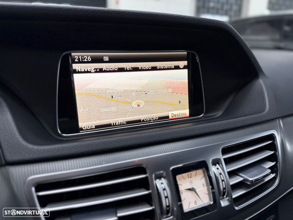Mercedes-Benz E 300 Bluetec Hybrid Avantgarde - 18