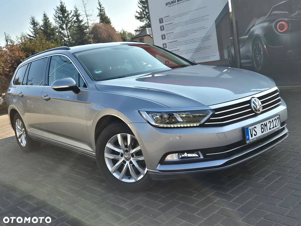 Volkswagen Passat - 17