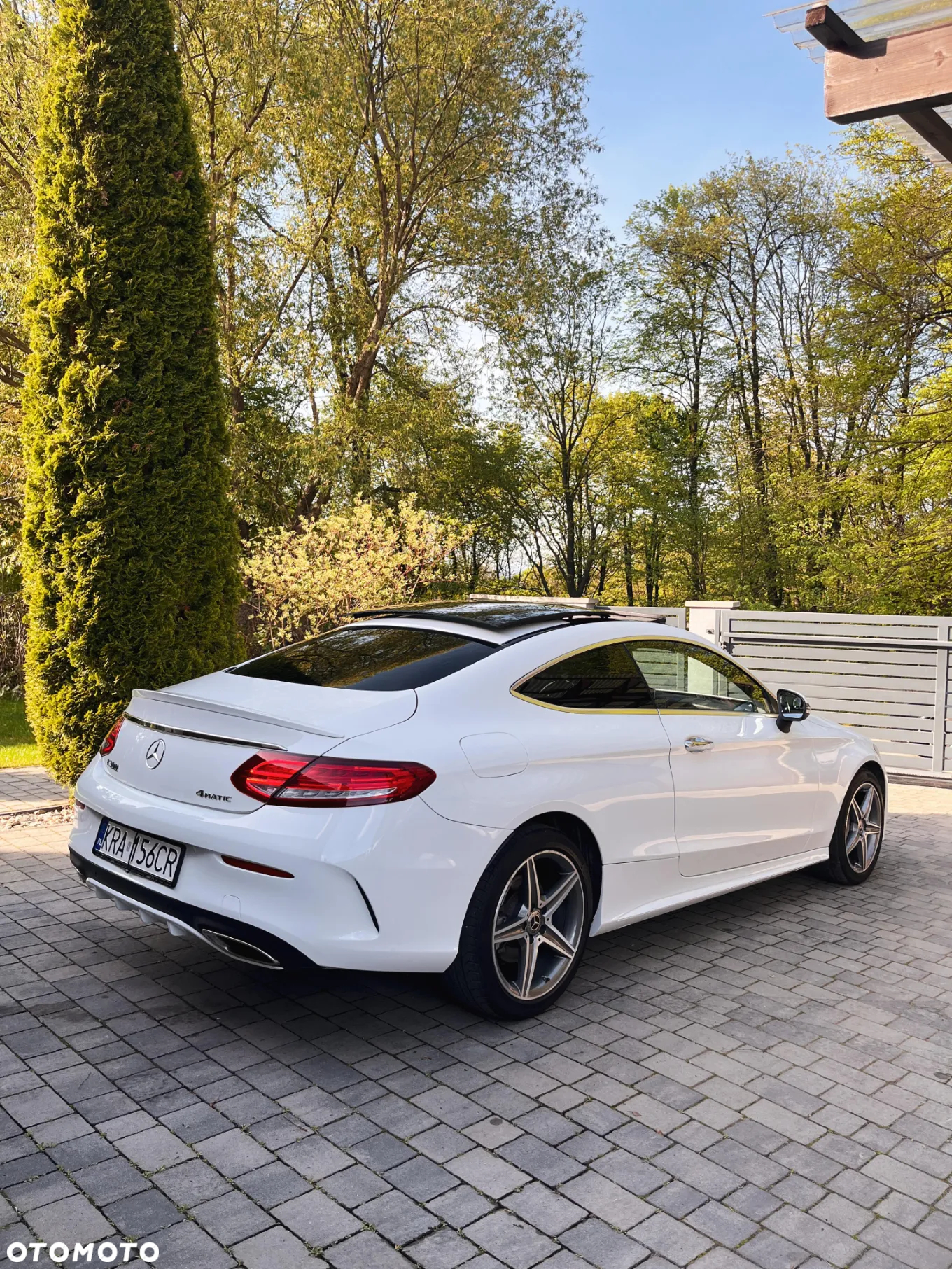 Mercedes-Benz Klasa C 300 9G-TRONIC - 20