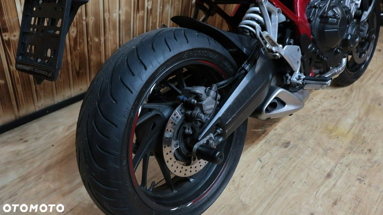 Honda CB - 19