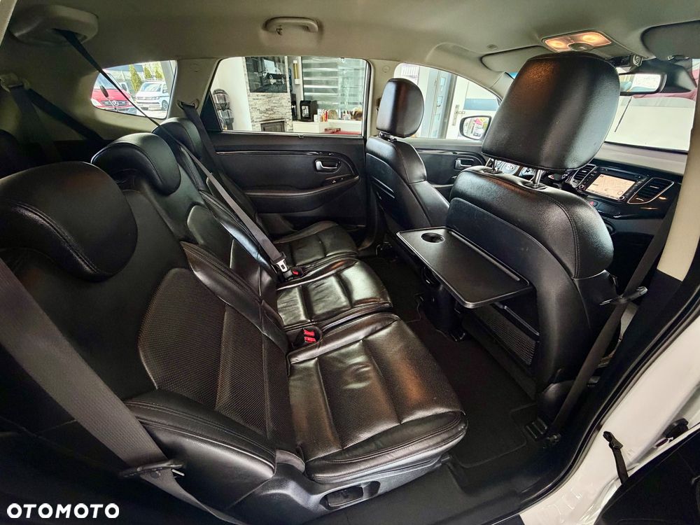 Kia Carens 1.7 CRDi Edition 7 - 9