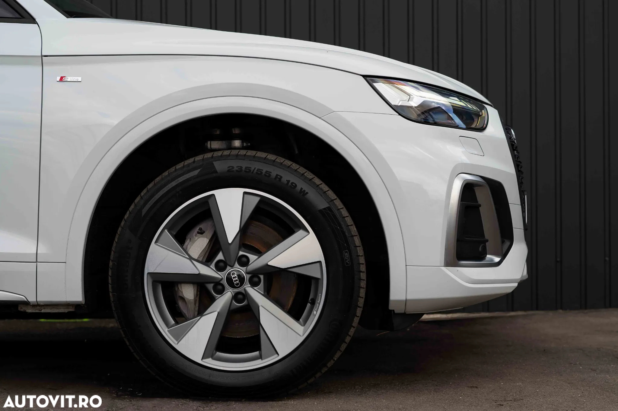 Audi Q5 50 TFSIe quattro S tronic S line - 13