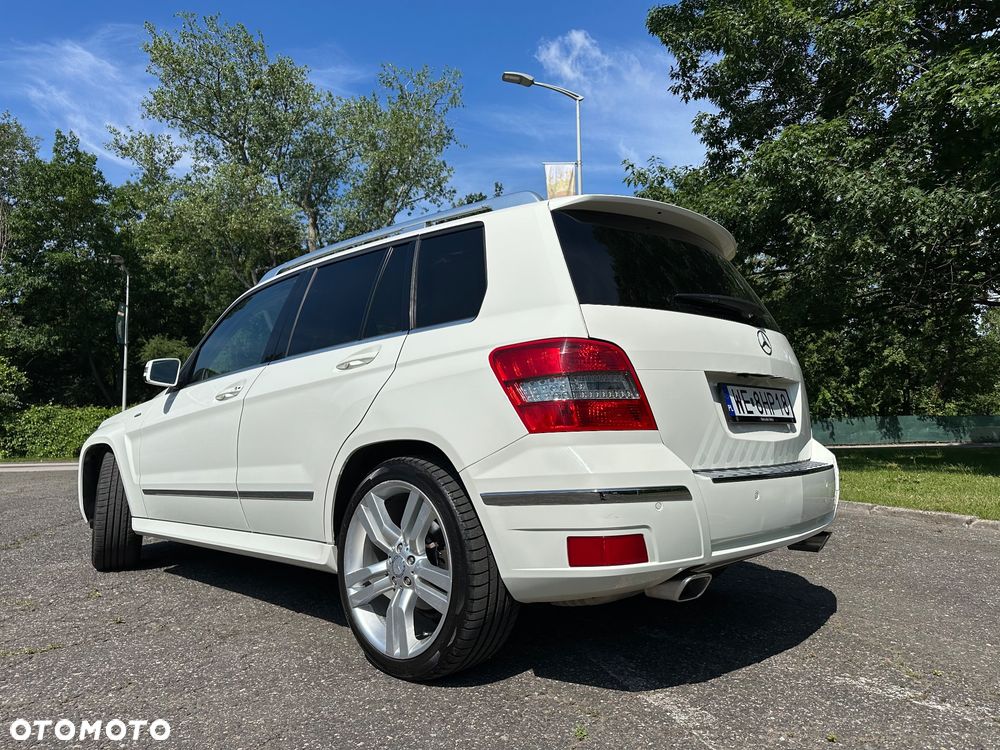 Mercedes-Benz GLK - 4