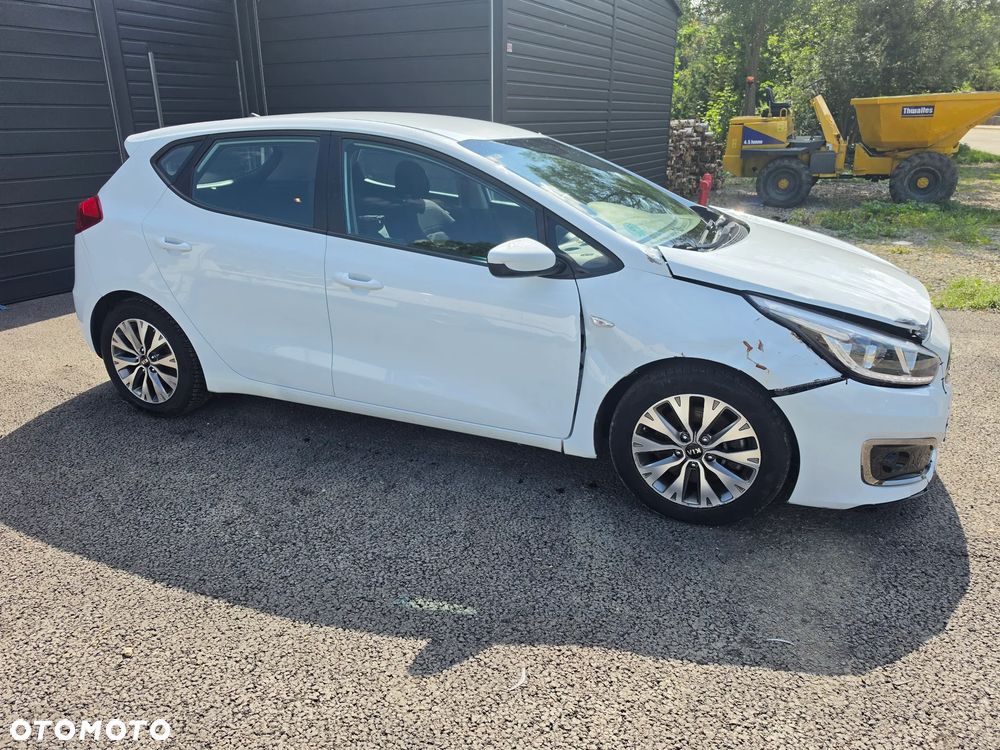 Kia Ceed 1.0 T-GDI ISG Platinum Edition - 11