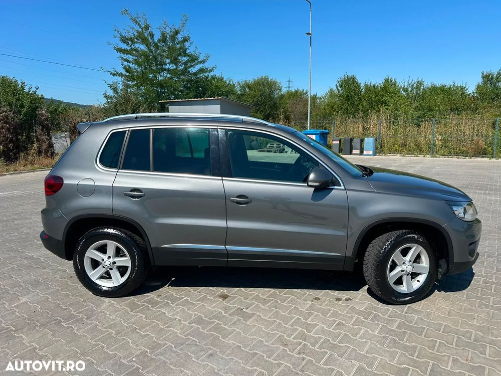 Volkswagen Tiguan 2.0 TDI DPF 4Motion BlueMotion Technology Sport & Style - 8