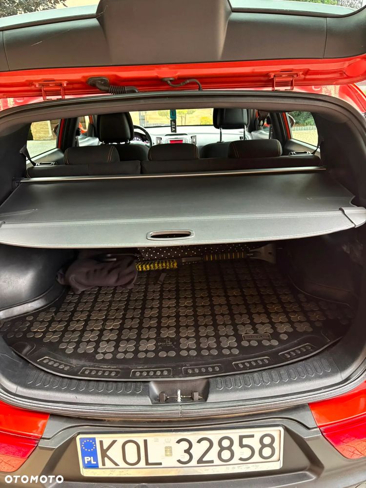 Kia Sportage 1.7 CRDI M 2WD - 12