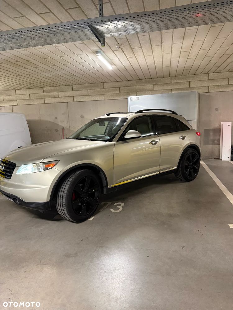 Infiniti FX - 2