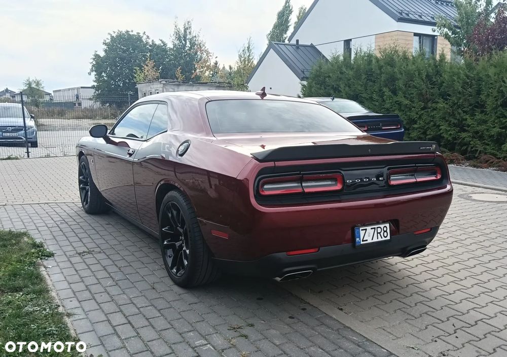 Dodge Challenger 6.4 Scat Pack - 14