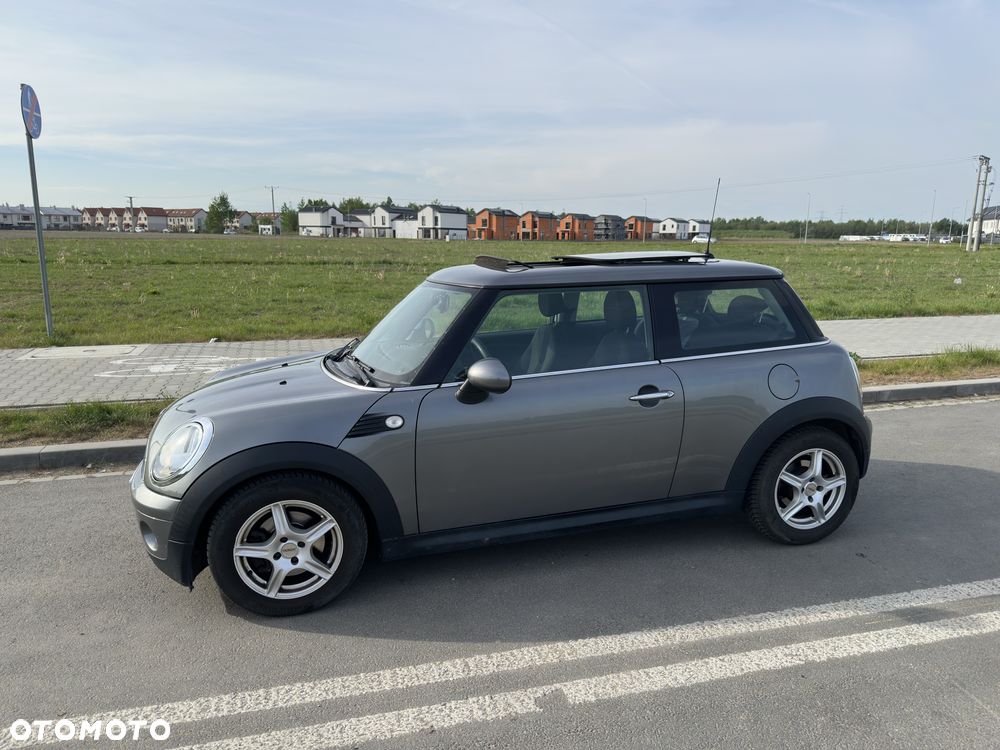MINI ONE - 9
