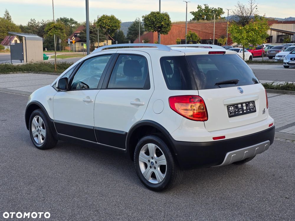Fiat Sedici 1.6 16V 4x4 Luxury - 3