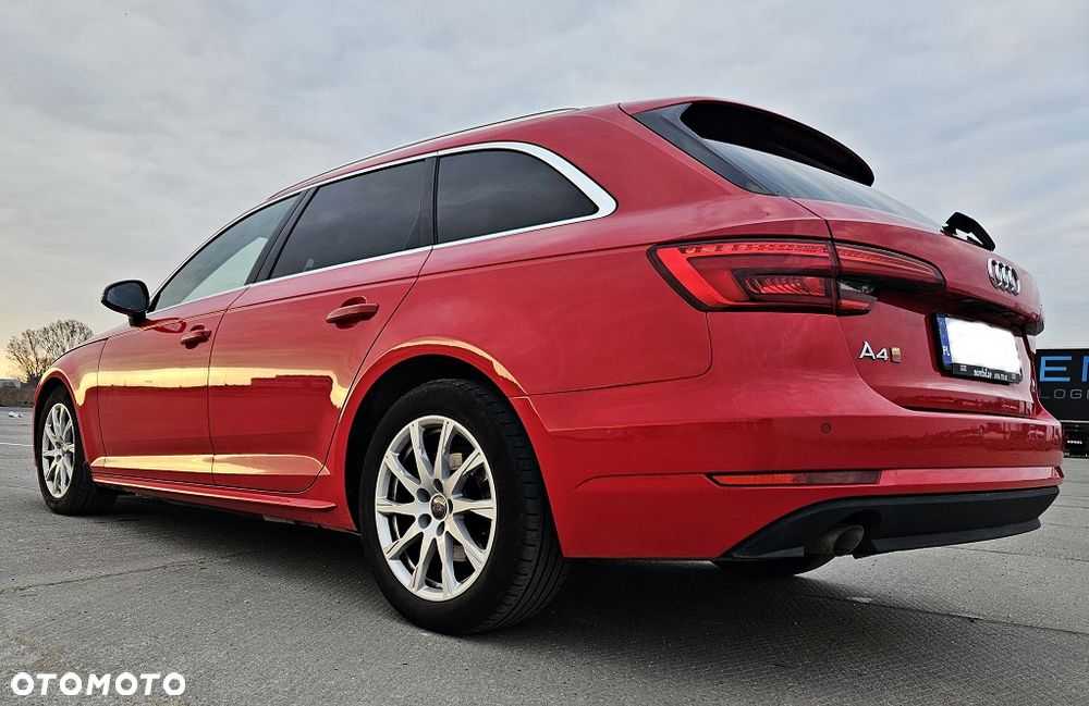 Audi A4 Avant 2.0 TDI ultra S tronic - 6