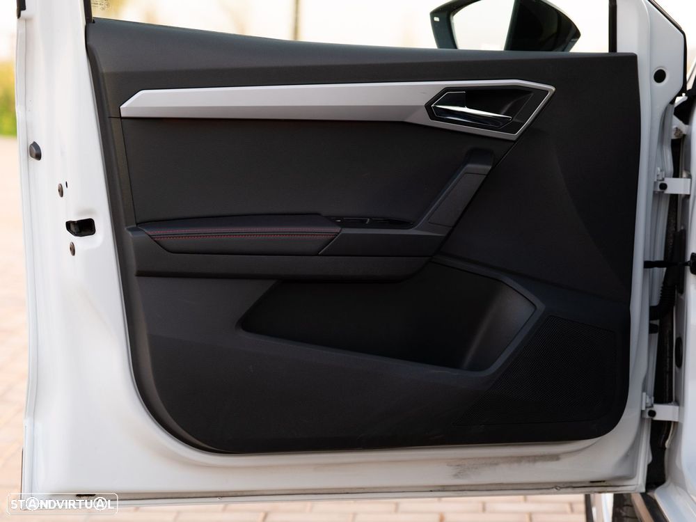 SEAT Arona 1.0 TSI FR - 46