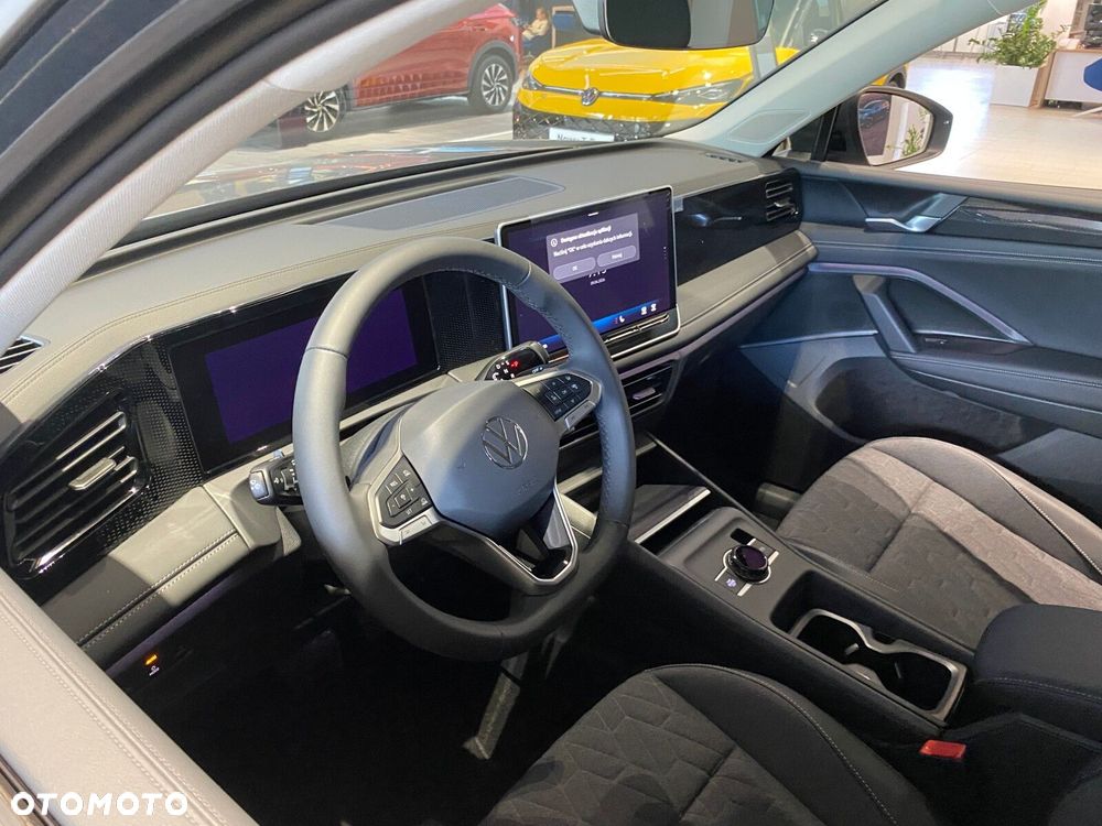 Volkswagen Tiguan - 9