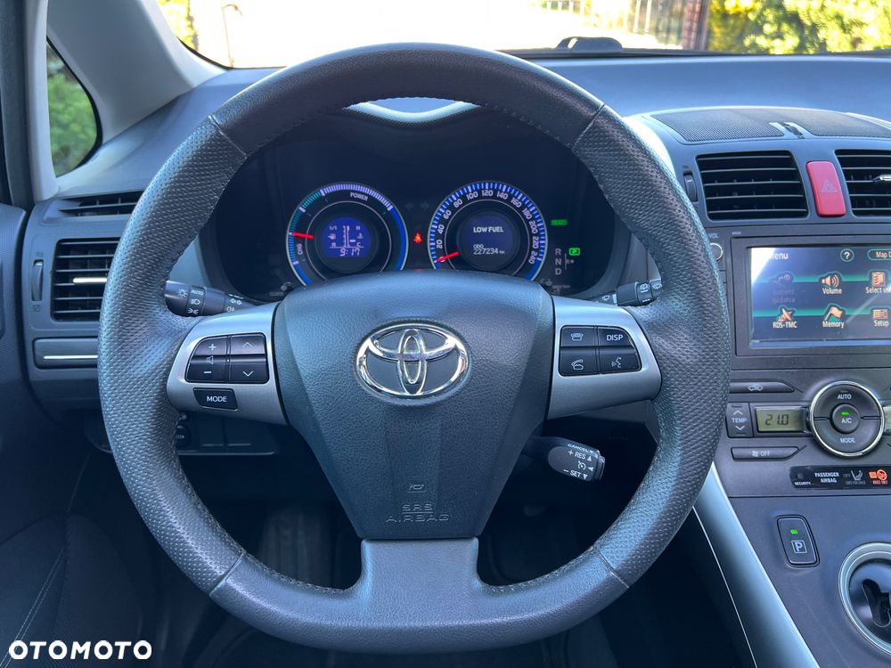 Toyota Auris 1.8 HSD Luna - 29