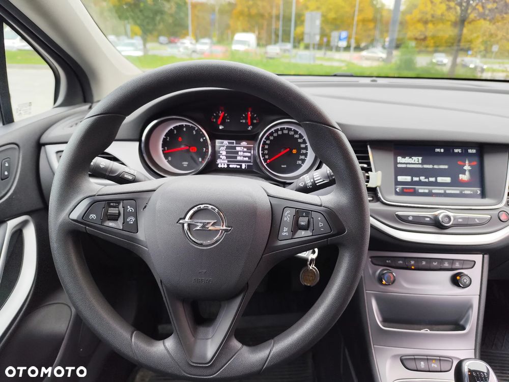 Opel Astra V 1.4 T Enjoy - 10