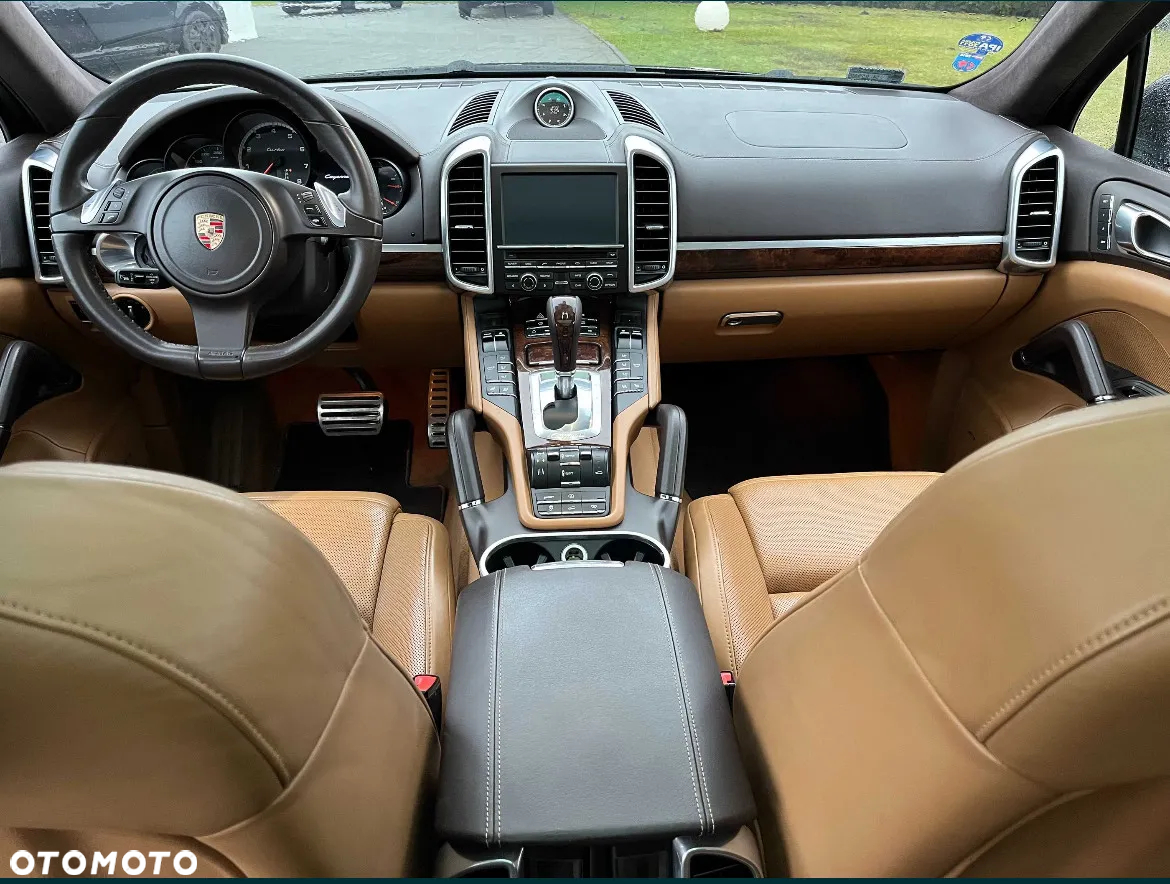 Porsche Cayenne Turbo - 6