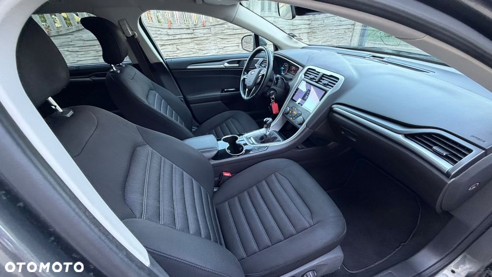 Ford Mondeo 2.0 TDCi STart-Stopp Titanium - 23