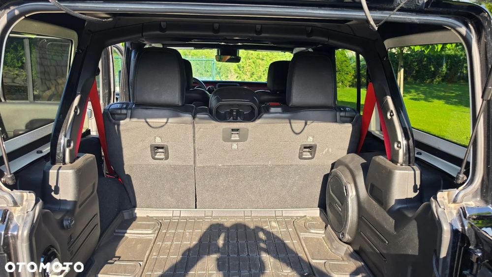 Jeep Wrangler - 11