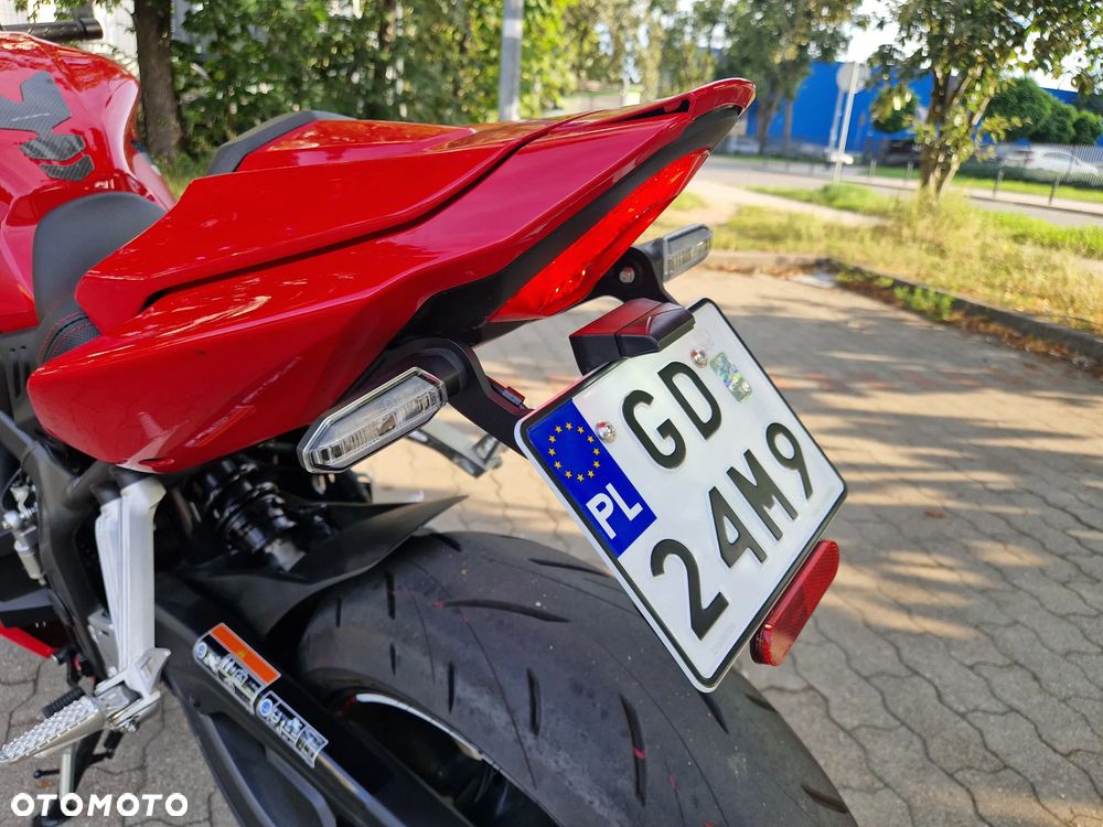 Honda CBR - 10