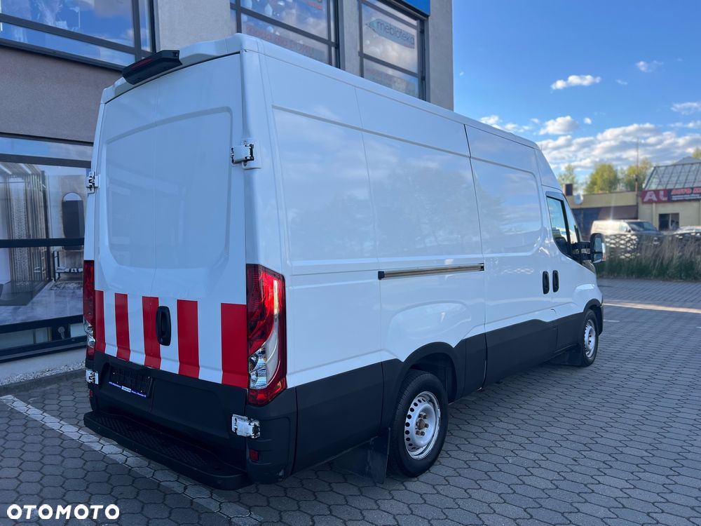 Iveco DAILY 35s18 L3H2 - 6