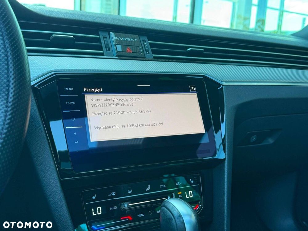 Volkswagen Passat 2.0 TDI EVO Essence DSG - 37