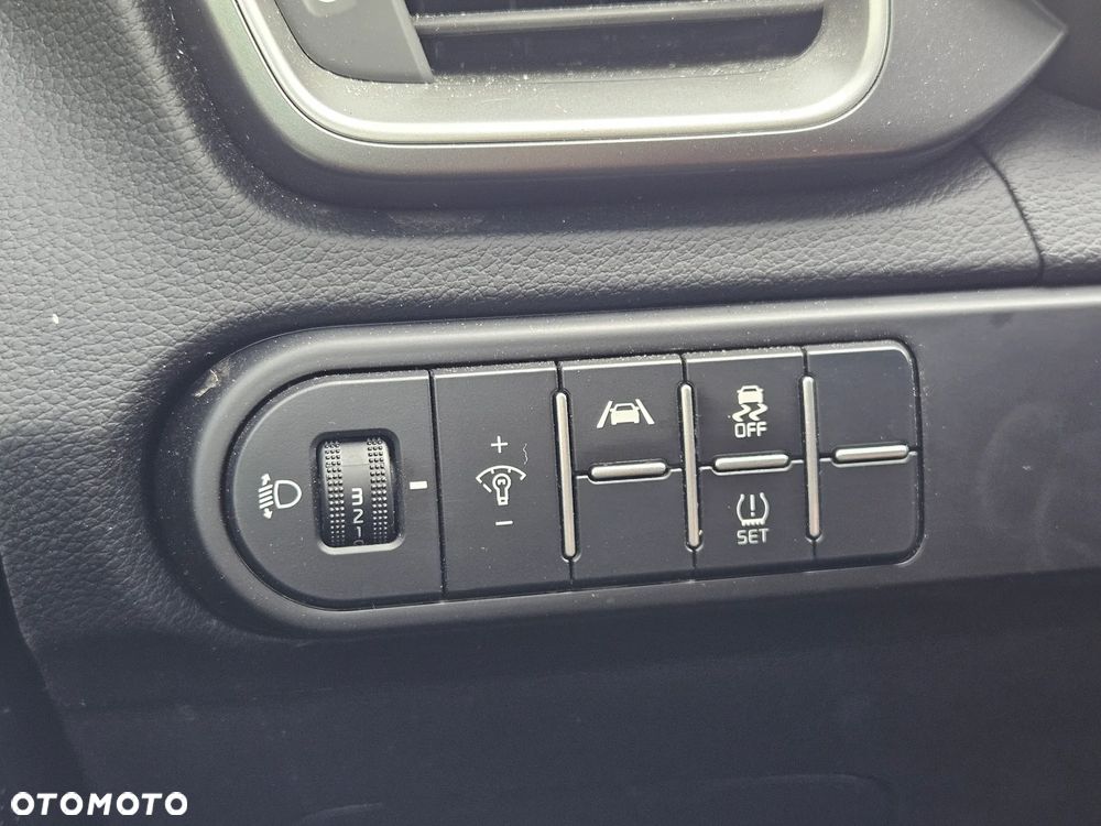 Kia Ceed 1.5 T-GDI DCT7 OPF Spirit - 24