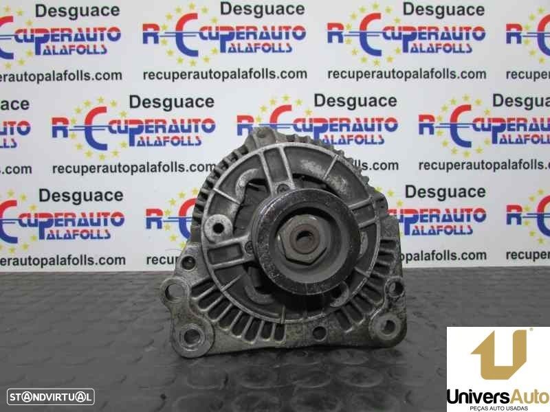 ALTERNADOR VOLKSWAGEN GOLF III 1994 -028903025 - 1
