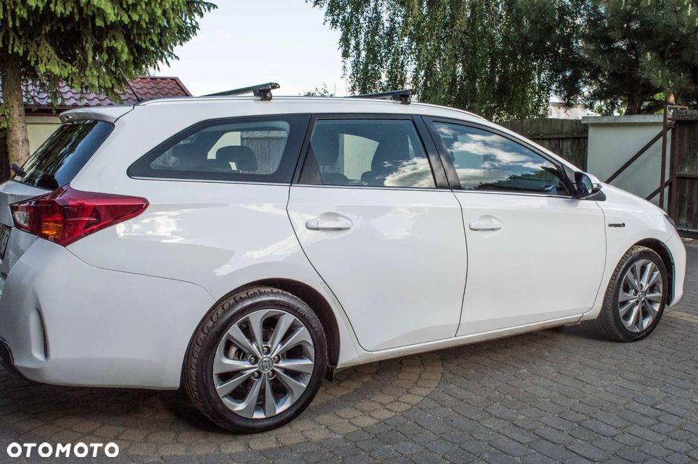 Toyota Auris - 10