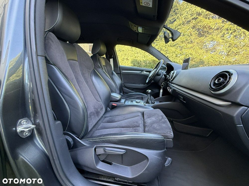 Audi A3 Sportback 1.4 TFSI S line Sportpaket - 33