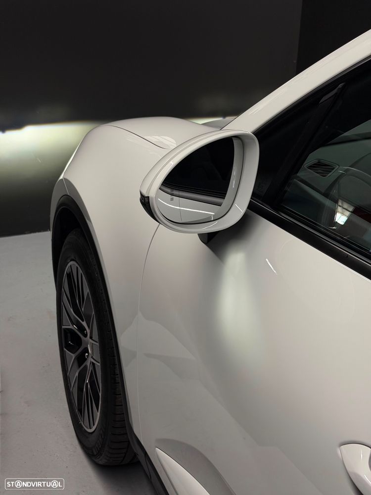 Porsche Macan Electric - 5