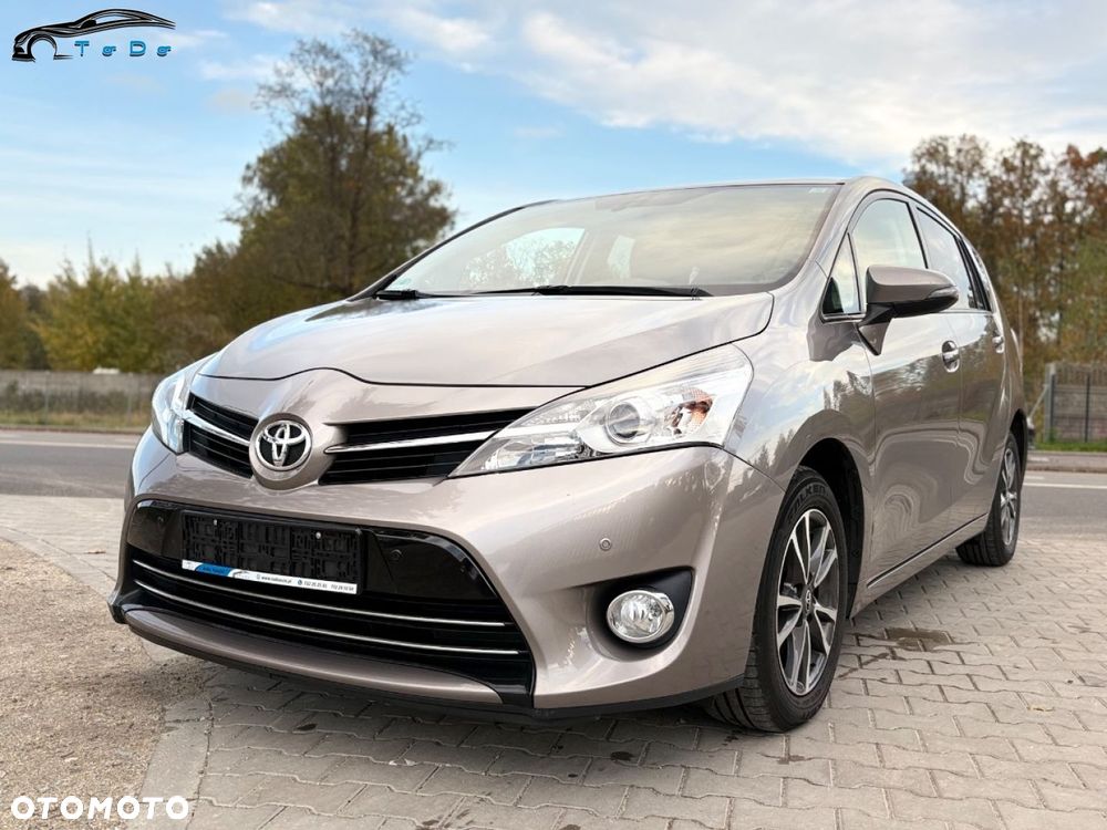 Toyota Verso 1.6 D-4D Prestige - 3