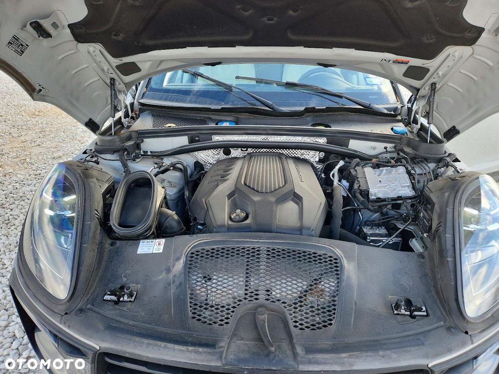Porsche Macan - 11