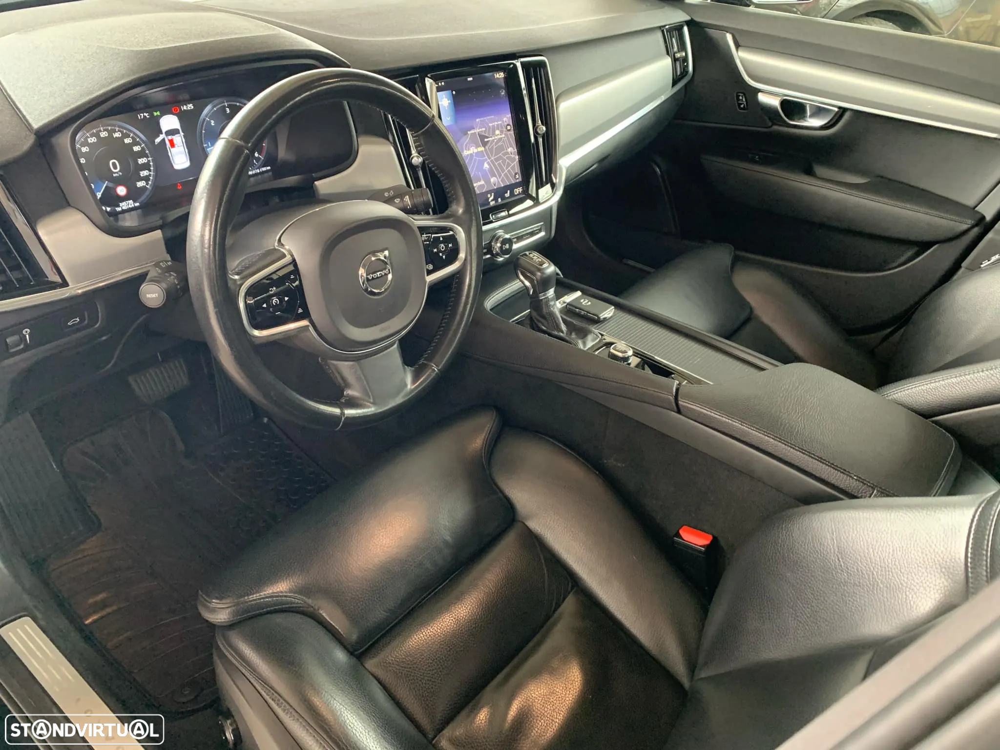 Volvo S90 2.0 D4 Momentum Plus Geartronic - 15