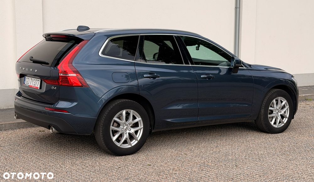 Volvo XC 60 D4 Momentum - 11