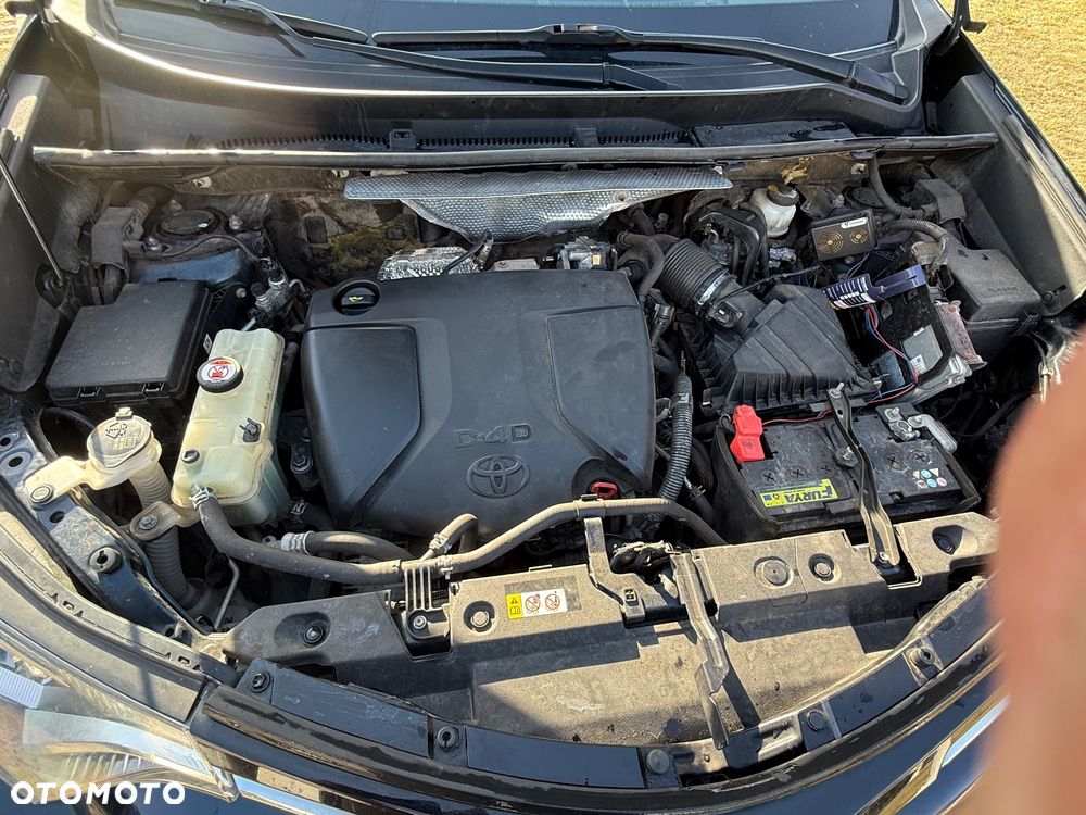 Toyota RAV4 2.0 D-4D Premium 4x2 - 11