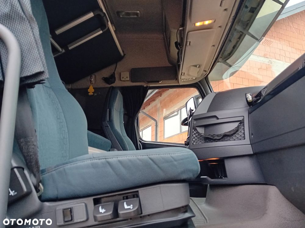 Volvo FH460 - 7