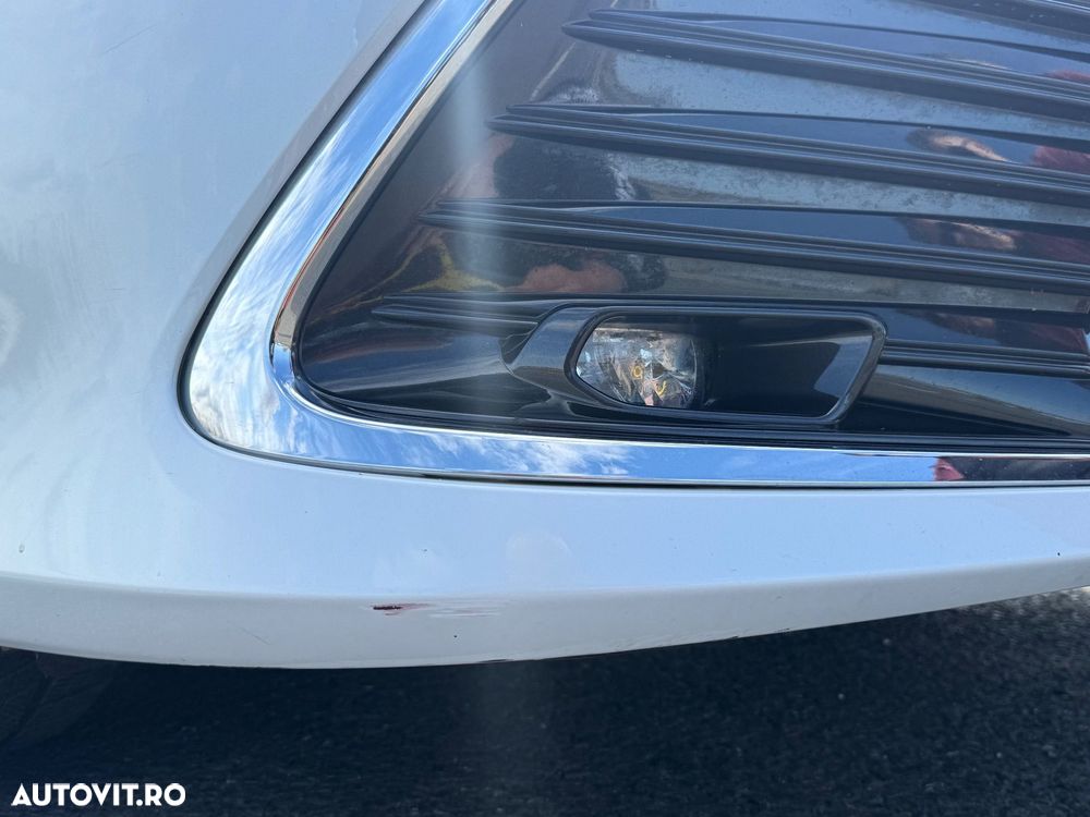 Toyota Camry 2.5 Hybrid Exclusive - 6