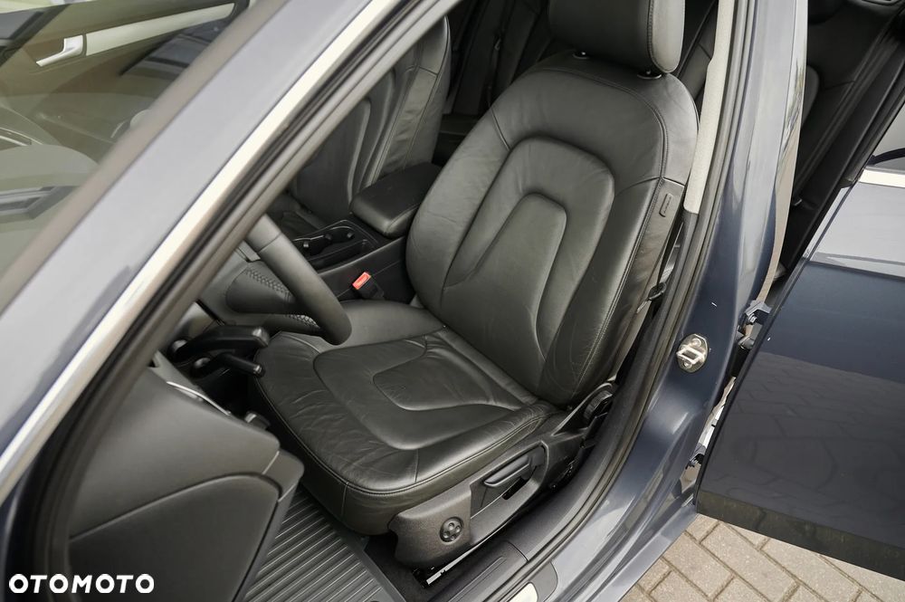 Audi A4 Limousine - 20