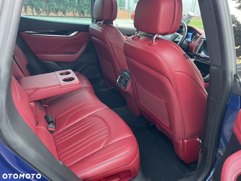 Maserati Levante S Q4 - 17