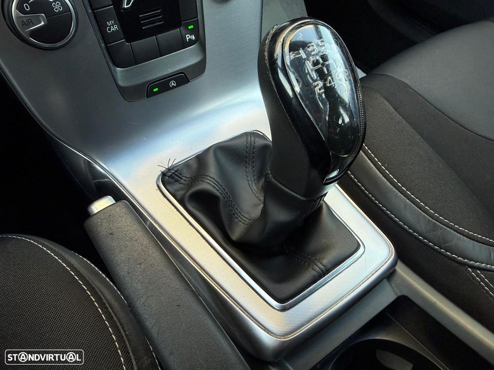 Volvo V40 D2 RDesign - 10